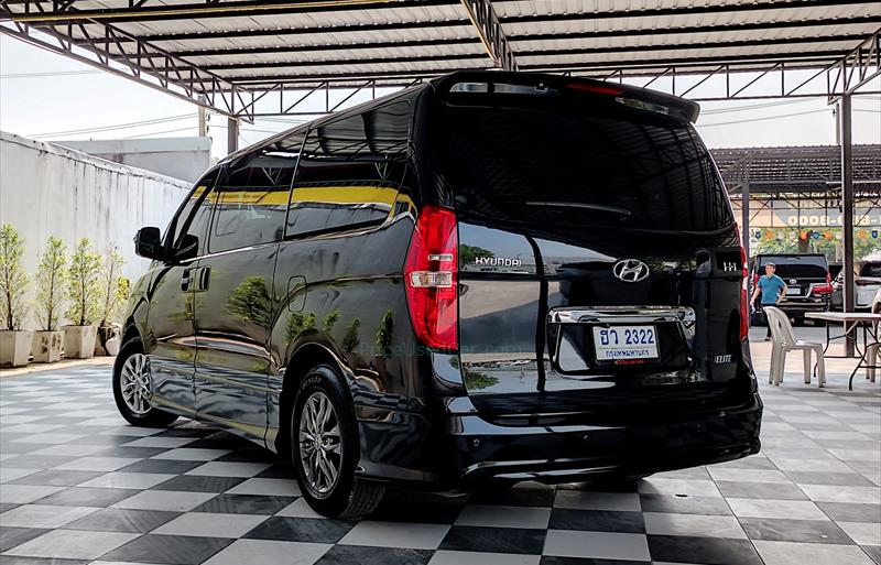ขายรถตู้มือสอง hyundai h-1 รถปี2014 รหัส 70559 รูปที่3 ขายรถตู้มือสอง hyundai h-1 รถปี2014 รหัส 70559 รูปที่3
