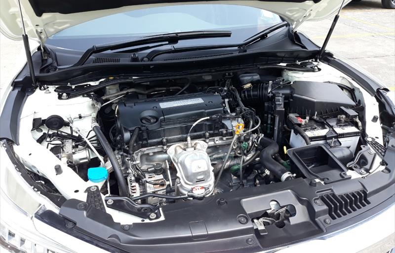 ขายรถเก๋งมือสอง-honda-ฮอนด้า-accord-แอคคอร์ด-รถปี2017-รหัส70582-18bb4db5.jpg ขายรถเก๋งมือสอง-honda-ฮอนด้า-accord-แอคคอร์ด-รถปี2017-รหัส70582-18bb4db5.jpg