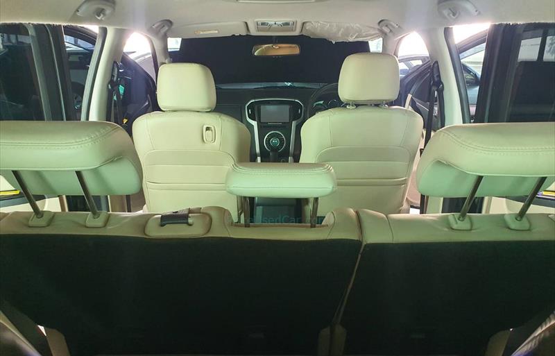 ขายรถอเนกประสงค์มือสอง isuzu mu-x รถปี2017 รหัส 70635 รูปที่6