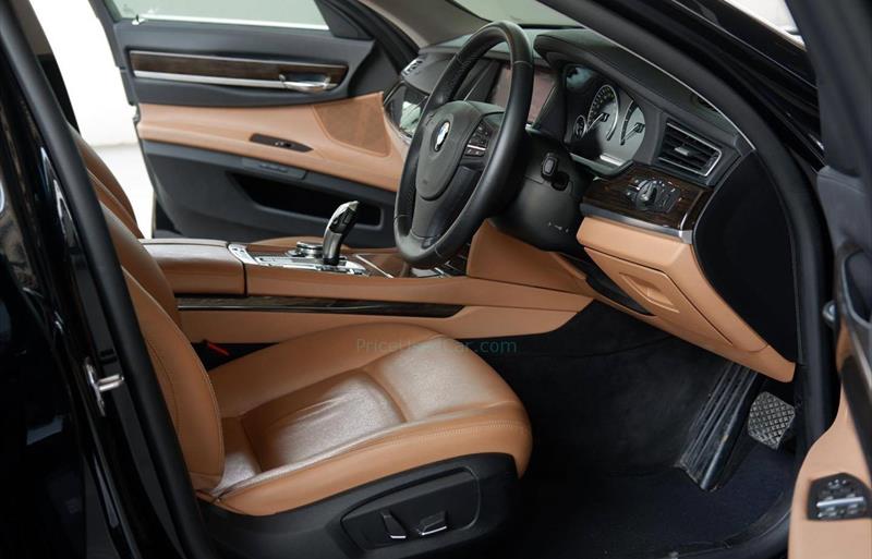 ขายรถเก๋งมือสอง bmw 730ld รถปี2015 รหัส 70662 รูปที่9