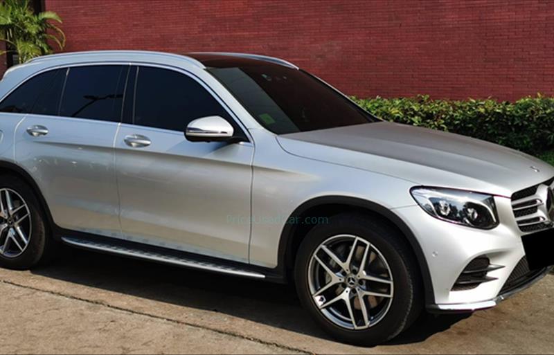 ขายรถเก๋งมือสอง mercedes-benz glc250 รถปี2018 รหัส 70666 รูปที่4