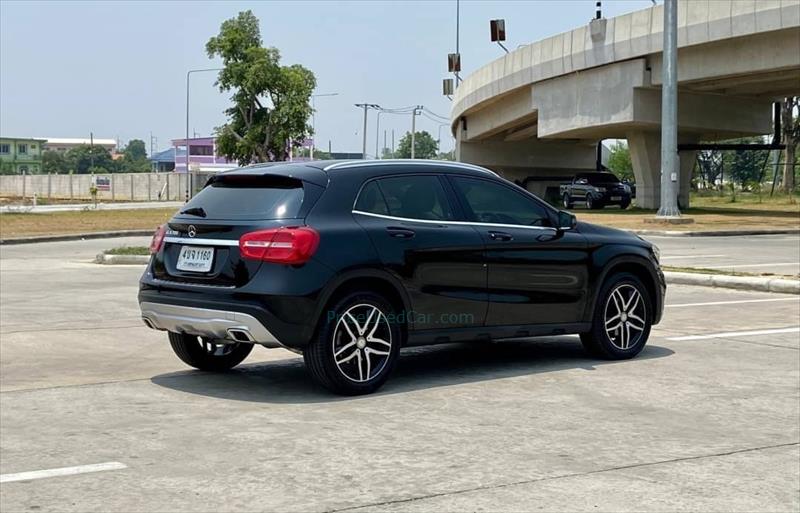 ขายรถ-suv-มือสอง-mercedes-benz-เมอร์เซเดสเบนซ์-gla-200-จีแอลเอ200-รถปี2017-รหัส70668-79fa0275.jpeg ขายรถ-suv-มือสอง-mercedes-benz-เมอร์เซเดสเบนซ์-gla-200-จีแอลเอ200-รถปี2017-รหัส70668-79fa0275.jpeg