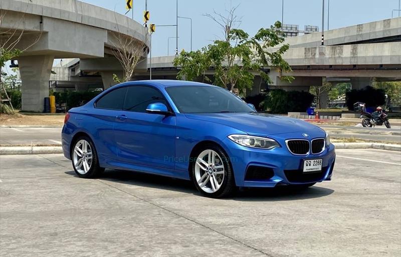 รถเก๋งมือสอง BMW 218i รถปี 2015