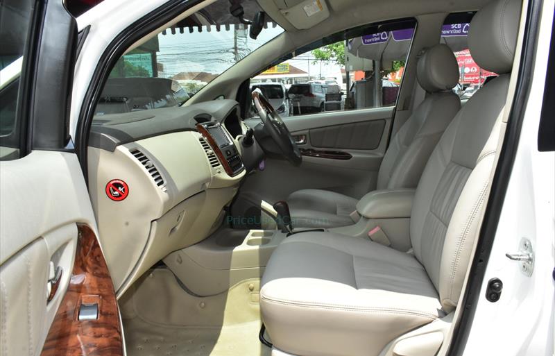 ขายรถตู้มือสอง toyota innova รถปี2013 รหัส 70679 รูปที่7