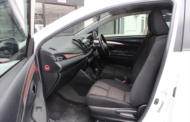 ขายรถเก๋งมือสอง-toyota-โตโยต้า-vios-วีออส-รถปี2019-รหัส70687-b53b1cee.jpg ขายรถเก๋งมือสอง-toyota-โตโยต้า-vios-วีออส-รถปี2019-รหัส70687-b53b1cee.jpg