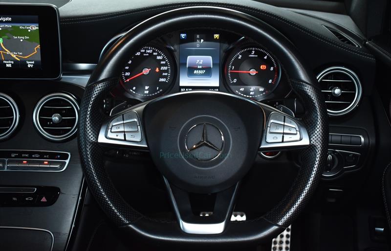 ขายรถเก๋งมือสอง-mercedes-benz-เมอร์เซเดสเบนซ์-glc250-จีแอลซีสองห้าศูนย์-รถปี2017-รหัส70700-23f43b5c.jpg ขายรถเก๋งมือสอง-mercedes-benz-เมอร์เซเดสเบนซ์-glc250-จีแอลซีสองห้าศูนย์-รถปี2017-รหัส70700-23f43b5c.jpg