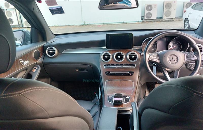 ขายรถเก๋งมือสอง-mercedes-benz-เมอร์เซเดสเบนซ์-glc250-จีแอลซีสองห้าศูนย์-รถปี2019-รหัส70702-73a2a8e4.jpg ขายรถเก๋งมือสอง-mercedes-benz-เมอร์เซเดสเบนซ์-glc250-จีแอลซีสองห้าศูนย์-รถปี2019-รหัส70702-73a2a8e4.jpg
