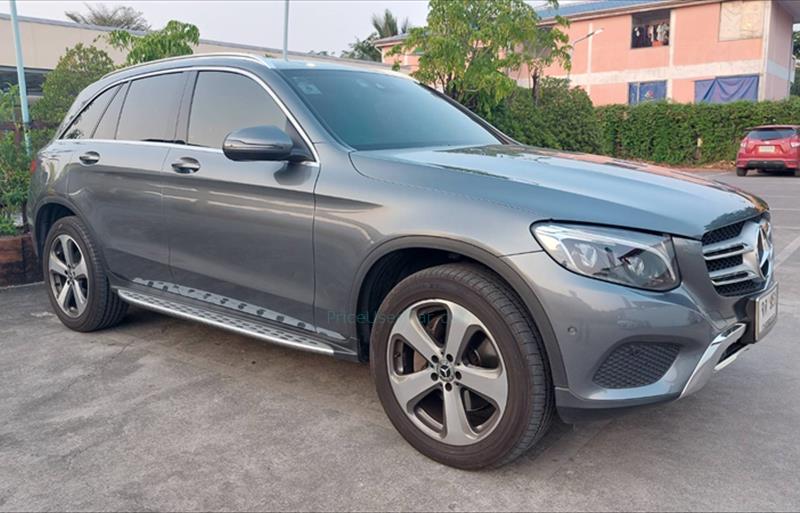 ขายรถเก๋งมือสอง-mercedes-benz-เมอร์เซเดสเบนซ์-glc250-จีแอลซีสองห้าศูนย์-รถปี2019-รหัส70702-8b597e6d.jpg ขายรถเก๋งมือสอง-mercedes-benz-เมอร์เซเดสเบนซ์-glc250-จีแอลซีสองห้าศูนย์-รถปี2019-รหัส70702-8b597e6d.jpg