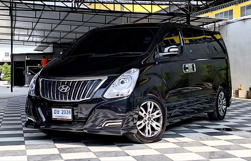 ขายรถตู้มือสอง hyundai h-1 รถปี2016 รหัส 70752 รูปที่1 ขายรถตู้มือสอง hyundai h-1 รถปี2016 รหัส 70752 รูปที่1