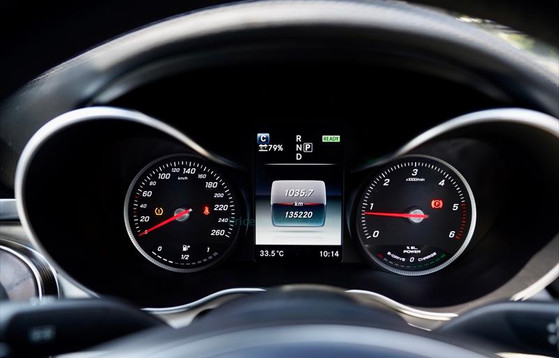 ขายรถเก๋งมือสอง-mercedes-benz-เมอร์เซเดสเบนซ์-c300-รถปี2015-รหัส70755-98079379.jpg ขายรถเก๋งมือสอง-mercedes-benz-เมอร์เซเดสเบนซ์-c300-รถปี2015-รหัส70755-98079379.jpg