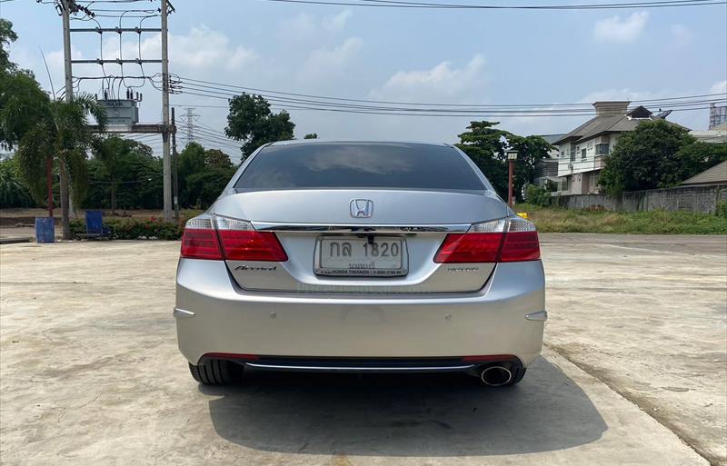 ขายรถเก๋งมือสอง honda accord รถปี2014 รหัส 70765 รูปที่4