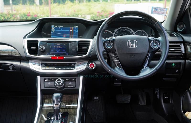 ขายรถเก๋งมือสอง honda accord รถปี2014 รหัส 70765 รูปที่11