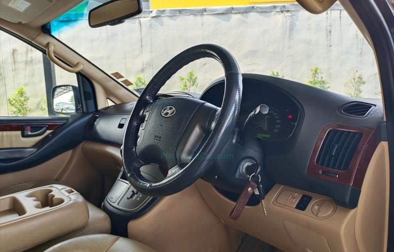 ขายรถตู้มือสอง hyundai h-1 รถปี2011 รหัส 70770 รูปที่5 ขายรถตู้มือสอง hyundai h-1 รถปี2011 รหัส 70770 รูปที่5