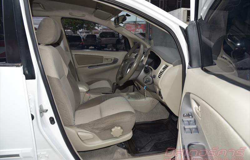 ขายรถตู้มือสอง toyota innova รถปี2012 รหัส 70805 รูปที่7