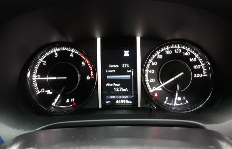 ขายรถ-suv-มือสอง-toyota-โตโยต้า-fortuner-ฟอร์จูนเนอร์-รถปี2021-รหัส70810-d2df3ac1.jpg ขายรถ-suv-มือสอง-toyota-โตโยต้า-fortuner-ฟอร์จูนเนอร์-รถปี2021-รหัส70810-d2df3ac1.jpg