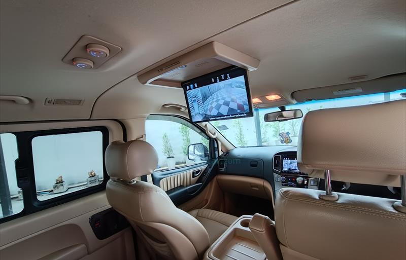ขายรถตู้มือสอง hyundai h-1 รถปี2016 รหัส 70823 รูปที่8 ขายรถตู้มือสอง hyundai h-1 รถปี2016 รหัส 70823 รูปที่8