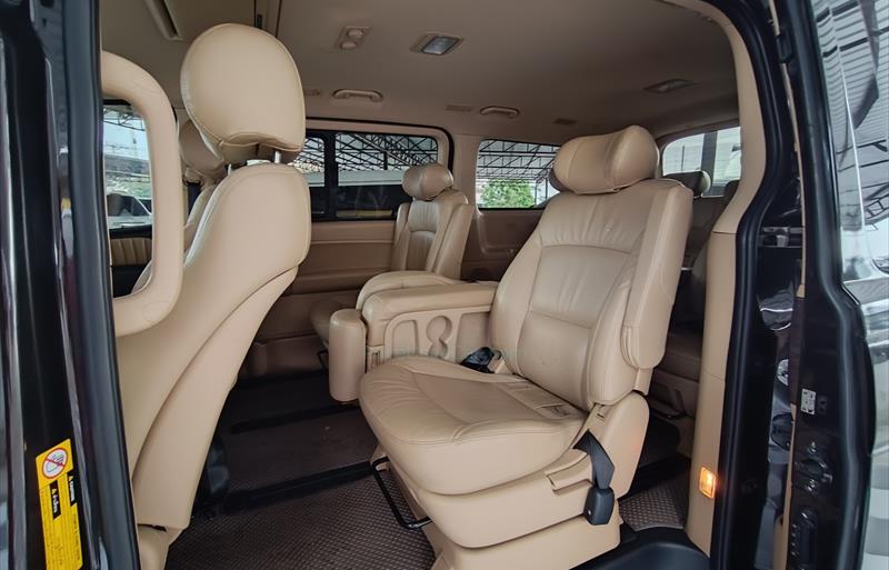 ขายรถตู้มือสอง hyundai h-1 รถปี2016 รหัส 70823 รูปที่9 ขายรถตู้มือสอง hyundai h-1 รถปี2016 รหัส 70823 รูปที่9