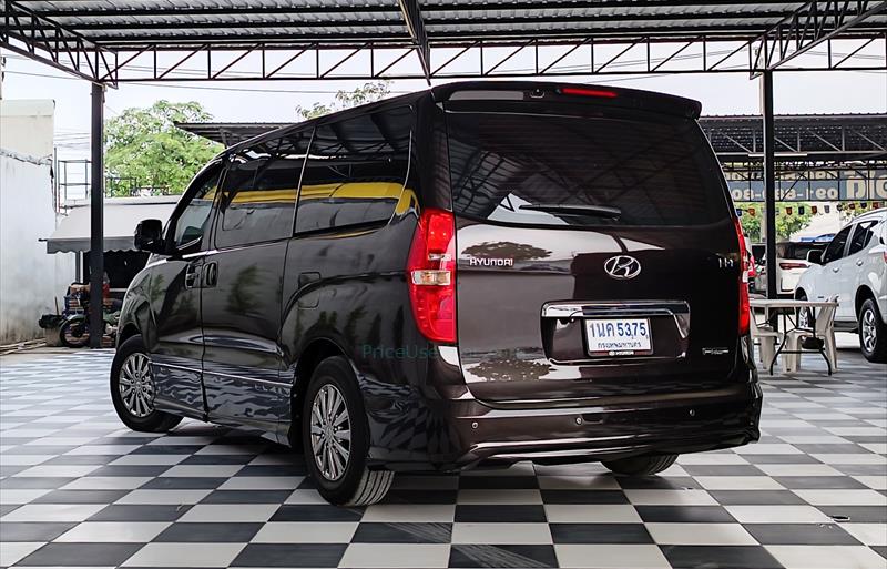 ขายรถตู้มือสอง hyundai h-1 รถปี2016 รหัส 70823 รูปที่3 ขายรถตู้มือสอง hyundai h-1 รถปี2016 รหัส 70823 รูปที่3