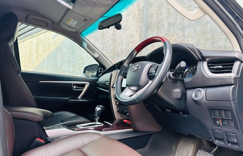 ขายรถ-suv-มือสอง-toyota-โตโยต้า-fortuner-ฟอร์จูนเนอร์-รถปี2019-รหัส70870-2f2e0a1a.jpg ขายรถ-suv-มือสอง-toyota-โตโยต้า-fortuner-ฟอร์จูนเนอร์-รถปี2019-รหัส70870-2f2e0a1a.jpg