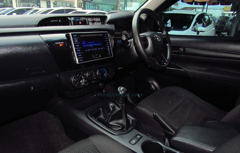ขายรถกระบะมือสอง-toyota-โตโยต้า-hilux-revo-ไฮลักซ์-รีโว-รถปี2019-รหัส70873-5a959c78.JPG