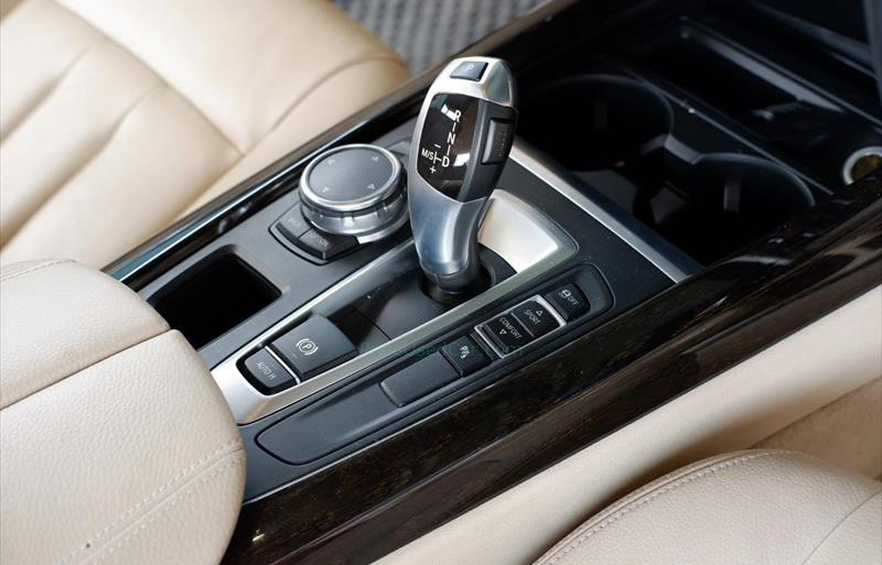 ขายรถ-suv-มือสอง-bmw-บีเอ็มดับบลิว-x5-เอ็กซ์5-รถปี2015-รหัส70917-206c9908.jpg ขายรถ-suv-มือสอง-bmw-บีเอ็มดับบลิว-x5-เอ็กซ์5-รถปี2015-รหัส70917-206c9908.jpg