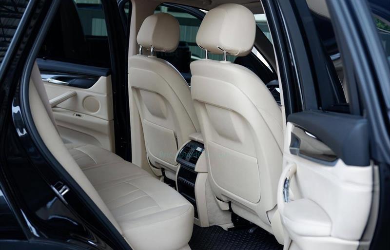 ขายรถ-suv-มือสอง-bmw-บีเอ็มดับบลิว-x5-เอ็กซ์5-รถปี2015-รหัส70917-d67584eb.jpg ขายรถ-suv-มือสอง-bmw-บีเอ็มดับบลิว-x5-เอ็กซ์5-รถปี2015-รหัส70917-d67584eb.jpg