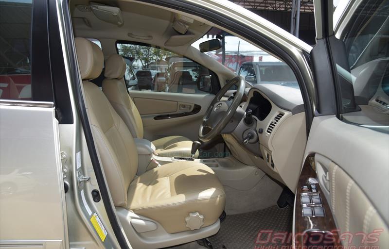 ขายรถตู้มือสอง toyota innova รถปี2011 รหัส 70928 รูปที่7