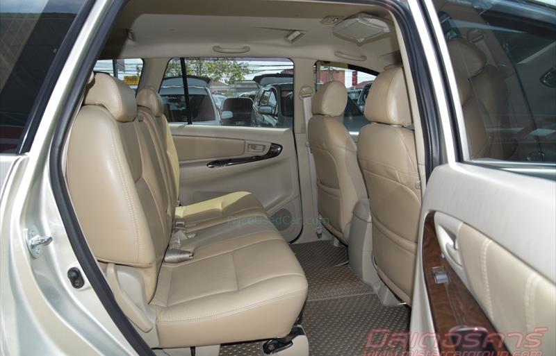 ขายรถตู้มือสอง toyota innova รถปี2011 รหัส 70928 รูปที่8