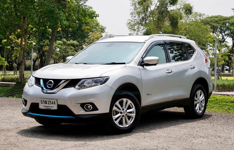 รถ SUV มือสอง  NISSAN X-TRAIL 2.0 V Hybrid 4WD รถปี2016
