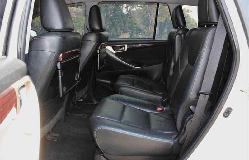 ขายรถตู้มือสอง-toyota-โตโยต้า-innova-อินโนวา-รถปี2017-รหัส70947-443051a2.jpg ขายรถตู้มือสอง-toyota-โตโยต้า-innova-อินโนวา-รถปี2017-รหัส70947-443051a2.jpg