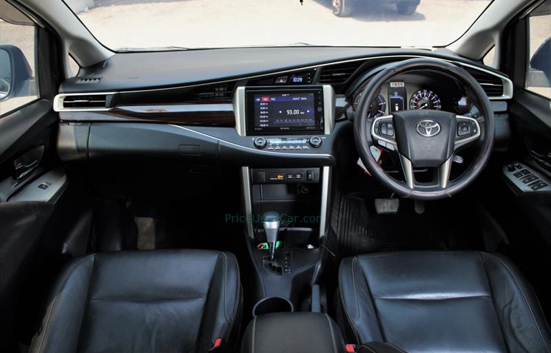 ขายรถตู้มือสอง-toyota-โตโยต้า-innova-อินโนวา-รถปี2017-รหัส70947-f4e73299.jpg ขายรถตู้มือสอง-toyota-โตโยต้า-innova-อินโนวา-รถปี2017-รหัส70947-f4e73299.jpg
