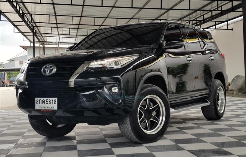 รถ SUV มือสอง  TOYOTA FORTUNER 2.4 V รถปี2019
