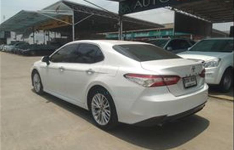 ขายรถเก๋งมือสอง-toyota-โตโยต้า-camry-คัมรี่-รถปี2018-รหัส71024-89a3996d.jpg ขายรถเก๋งมือสอง-toyota-โตโยต้า-camry-คัมรี่-รถปี2018-รหัส71024-89a3996d.jpg