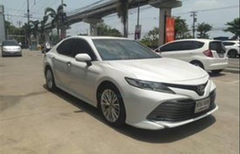 ขายรถเก๋งมือสอง-toyota-โตโยต้า-camry-คัมรี่-รถปี2018-รหัส71024-e15ab0f1.jpg ขายรถเก๋งมือสอง-toyota-โตโยต้า-camry-คัมรี่-รถปี2018-รหัส71024-e15ab0f1.jpg