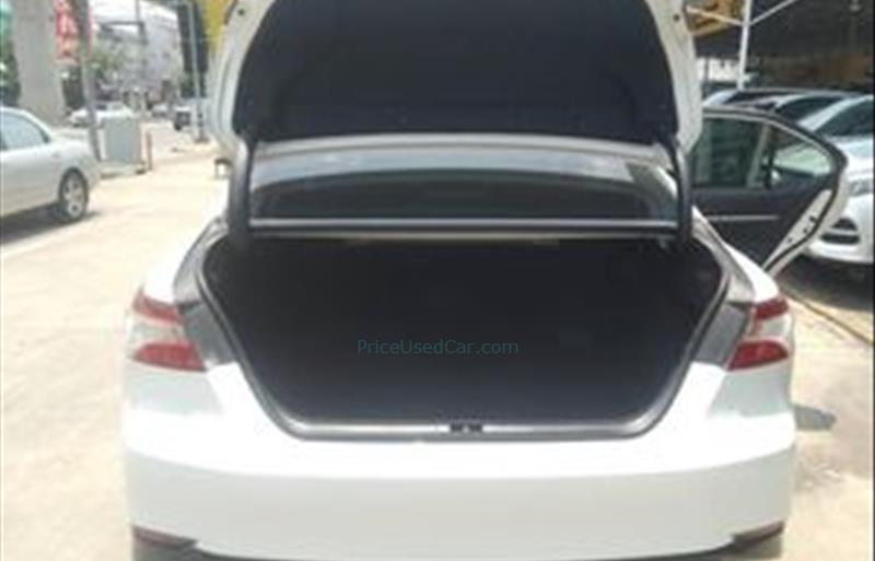 ขายรถเก๋งมือสอง-toyota-โตโยต้า-camry-คัมรี่-รถปี2018-รหัส71024-f10e0a0b.jpg ขายรถเก๋งมือสอง-toyota-โตโยต้า-camry-คัมรี่-รถปี2018-รหัส71024-f10e0a0b.jpg