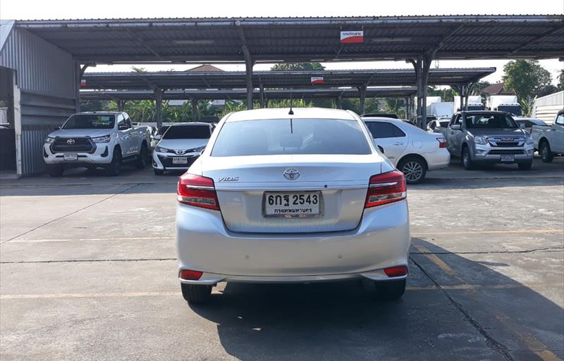 ขายรถเก๋งมือสอง-toyota-โตโยต้า-vios-วีออส-รถปี2017-รหัส71044-0b7a0a2c.jpg ขายรถเก๋งมือสอง-toyota-โตโยต้า-vios-วีออส-รถปี2017-รหัส71044-0b7a0a2c.jpg