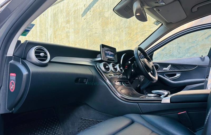 ขายรถเก๋งมือสอง-mercedes-benz-เมอร์เซเดสเบนซ์-c350-ซีสามห้าศูนย์-รถปี2018-รหัส71055-c65b703d.jpg ขายรถเก๋งมือสอง-mercedes-benz-เมอร์เซเดสเบนซ์-c350-ซีสามห้าศูนย์-รถปี2018-รหัส71055-c65b703d.jpg
