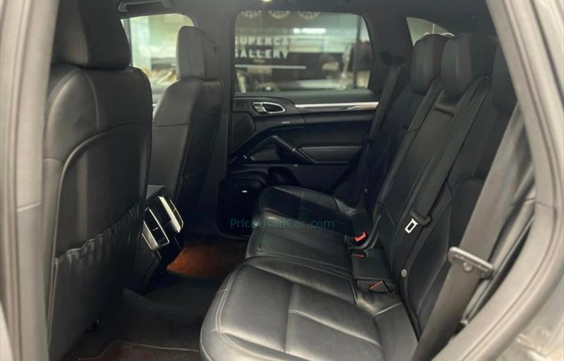ขายรถ-suv-มือสอง-porsche-ปอร์เช่-cayenne-รถปี2013-รหัส71059-475687cd.jpg ขายรถ-suv-มือสอง-porsche-ปอร์เช่-cayenne-รถปี2013-รหัส71059-475687cd.jpg