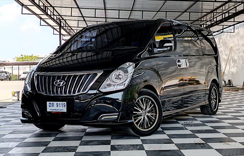 ขายรถตู้มือสอง hyundai h-1 รถปี2016 รหัส 71082 รูปที่1 ขายรถตู้มือสอง hyundai h-1 รถปี2016 รหัส 71082 รูปที่1