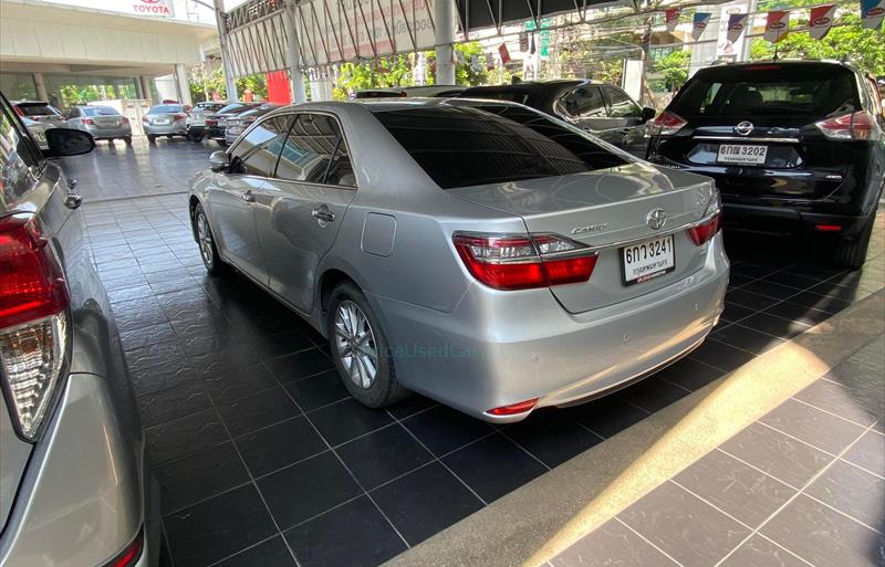 ขายรถเก๋งมือสอง-toyota-โตโยต้า-camry-คัมรี่-รถปี2017-รหัส71084-f7c9e708.jpg ขายรถเก๋งมือสอง-toyota-โตโยต้า-camry-คัมรี่-รถปี2017-รหัส71084-f7c9e708.jpg