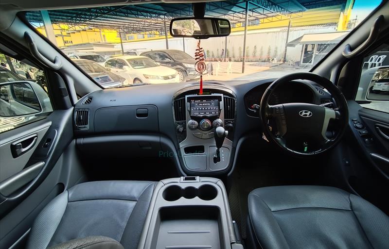 ขายรถตู้มือสอง hyundai h-1 รถปี2015 รหัส 71097 รูปที่6 ขายรถตู้มือสอง hyundai h-1 รถปี2015 รหัส 71097 รูปที่6