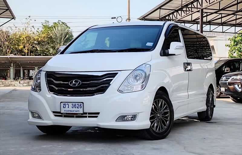 ขายรถตู้มือสอง hyundai h-1 รถปี2015 รหัส 71097 รูปที่1 ขายรถตู้มือสอง hyundai h-1 รถปี2015 รหัส 71097 รูปที่1