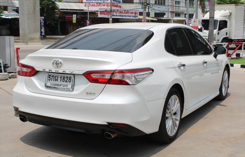 ขายรถเก๋งมือสอง-toyota-โตโยต้า-camry-คัมรี่-รถปี2018-รหัส71098-ddddb81b.jpg ขายรถเก๋งมือสอง-toyota-โตโยต้า-camry-คัมรี่-รถปี2018-รหัส71098-ddddb81b.jpg