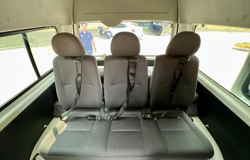 ขายรถตู้มือสอง toyota commuter รถปี2012 รหัส 71104 รูปที่11