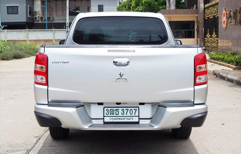 ขายรถกระบะมือสอง mitsubishi triton รถปี2017 รหัส 71152 รูปที่4