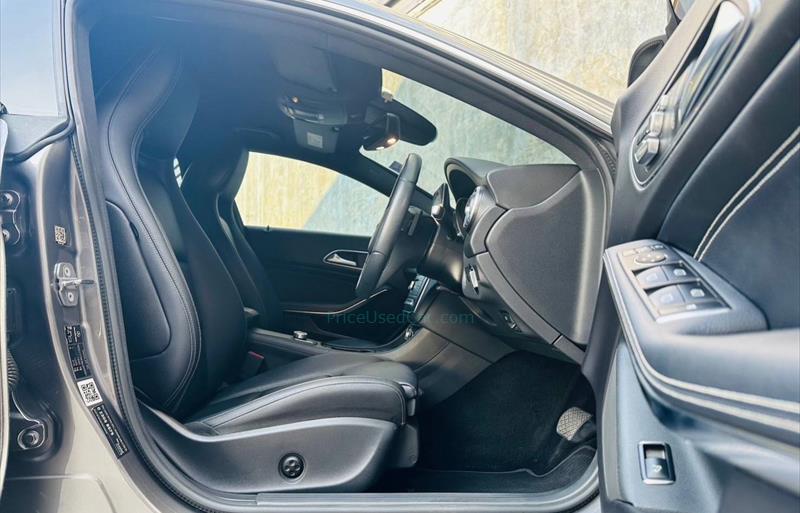 ขายรถเก๋งมือสอง-mercedes-benz-เมอร์เซเดสเบนซ์-cla200-รถปี2018-รหัส71153-81db7b77.jpg ขายรถเก๋งมือสอง-mercedes-benz-เมอร์เซเดสเบนซ์-cla200-รถปี2018-รหัส71153-81db7b77.jpg