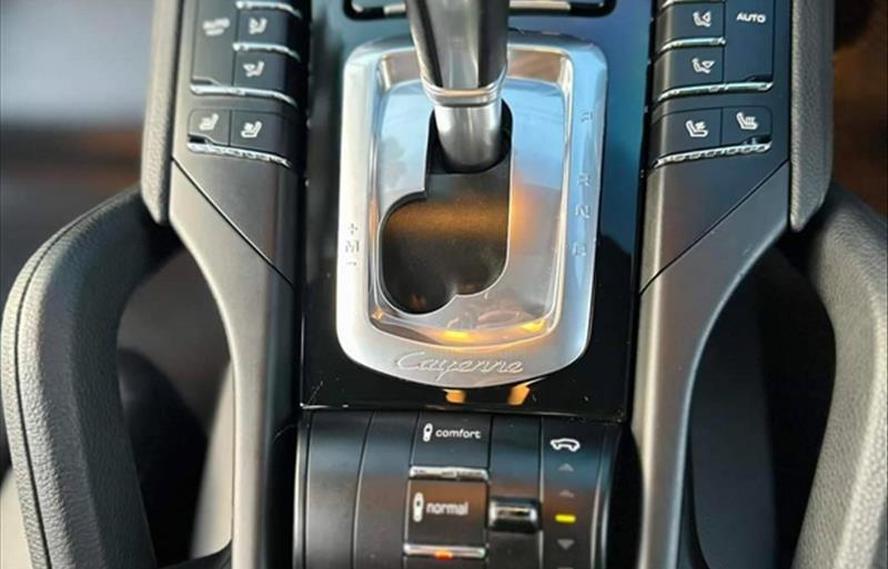 ขายรถ-suv-มือสอง-porsche-ปอร์เช่-cayenne-รถปี2012-รหัส71155-79d532d2.jpg ขายรถ-suv-มือสอง-porsche-ปอร์เช่-cayenne-รถปี2012-รหัส71155-79d532d2.jpg