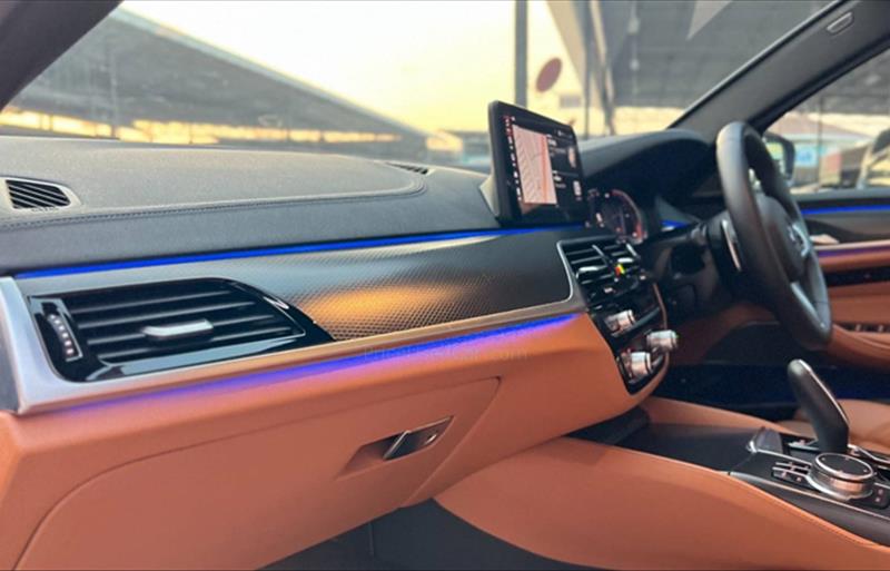 ขายรถเก๋งมือสอง-bmw-บีเอ็มดับบลิว-520d-ห้าสองศูนย์ดี-รถปี2021-รหัส71157-43bb9d9f.jpg ขายรถเก๋งมือสอง-bmw-บีเอ็มดับบลิว-520d-ห้าสองศูนย์ดี-รถปี2021-รหัส71157-43bb9d9f.jpg