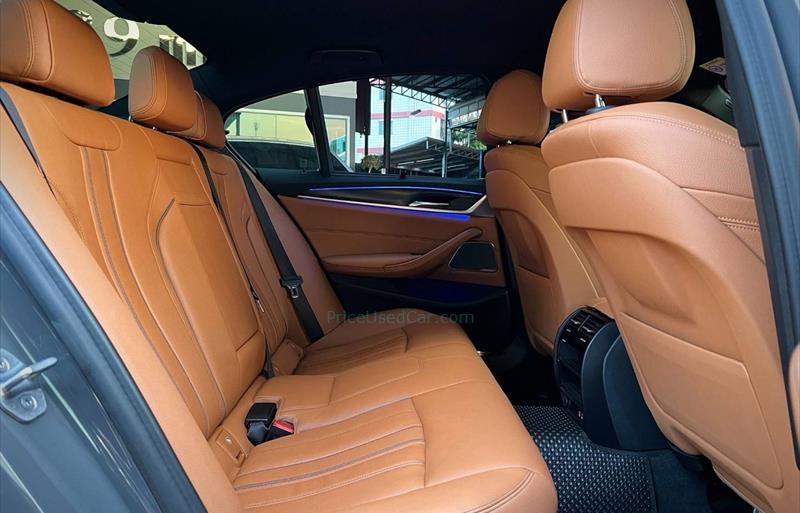 ขายรถเก๋งมือสอง-bmw-บีเอ็มดับบลิว-520d-ห้าสองศูนย์ดี-รถปี2021-รหัส71157-45321874.jpg ขายรถเก๋งมือสอง-bmw-บีเอ็มดับบลิว-520d-ห้าสองศูนย์ดี-รถปี2021-รหัส71157-45321874.jpg