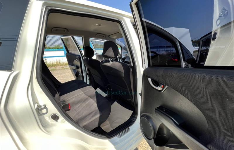 ขายรถเก๋งมือสอง honda jazz รถปี2009 รหัส 71160 รูปที่9